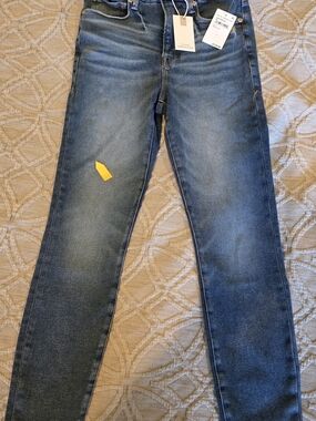 Good American Medium Wash Blue Skinny Jeans